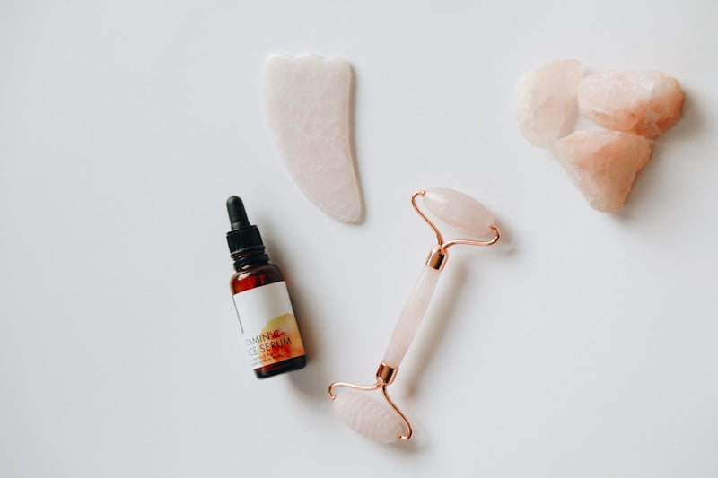 Luxury Rose Quartz Facial Roller and Gua Sha Set